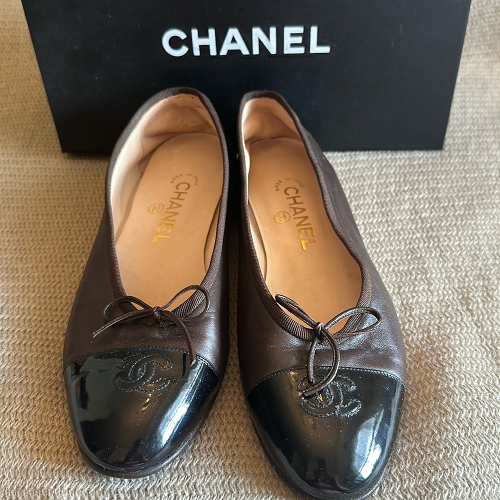 Chanel Brown Patent Toe Leather Ballet Flats